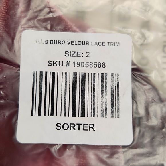 ❤NWT VINTAGE TORRID BRA - VELOUR & LACE UNDERWIRE BRALETTE - LONGLINE - STRAPPY - Picture 4 of 8